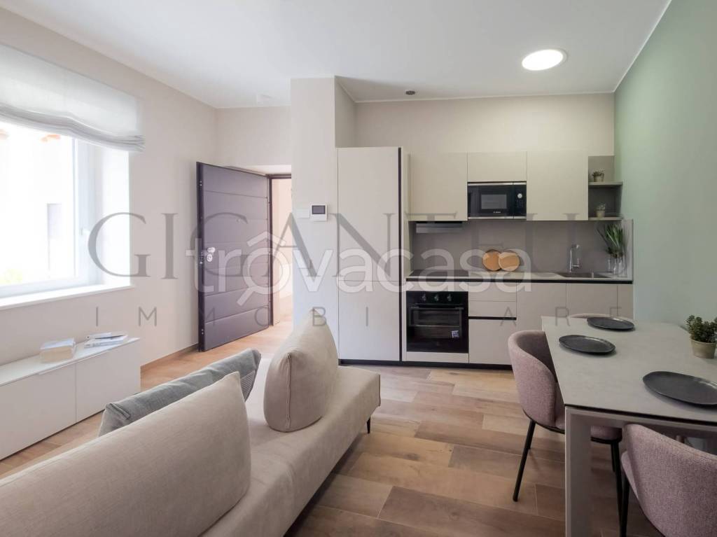 appartamento in affitto a Cantello