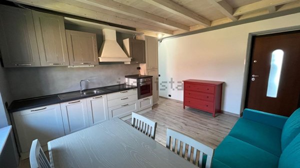 appartamento in affitto a Cantello in zona Gaggiolo