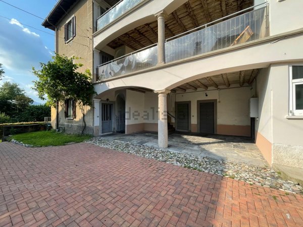 appartamento in affitto a Cantello