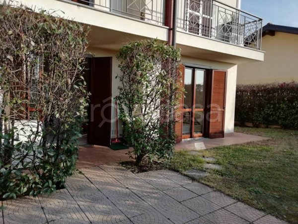 appartamento in affitto a Cardano al Campo