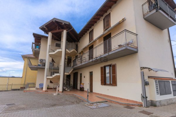 appartamento in affitto a Cardano al Campo