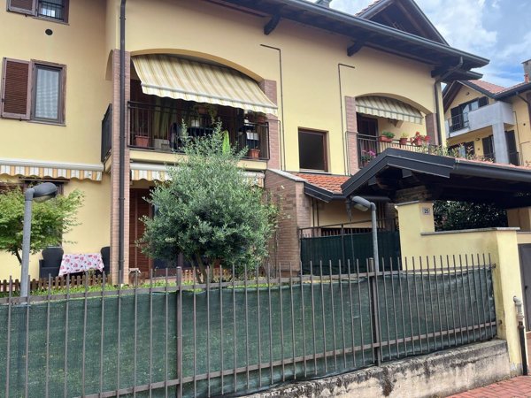 appartamento in affitto a Cardano al Campo