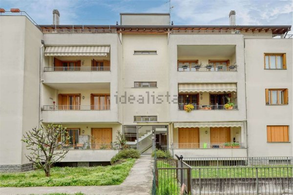 appartamento in affitto a Cardano al Campo