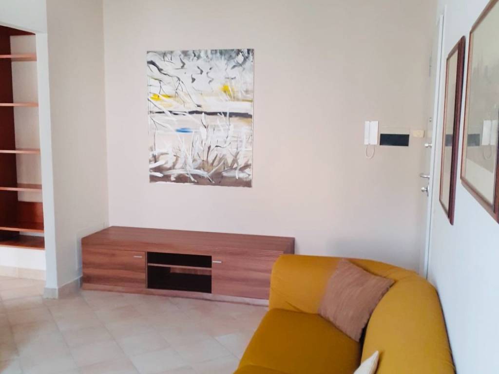 appartamento in affitto a Cardano al Campo