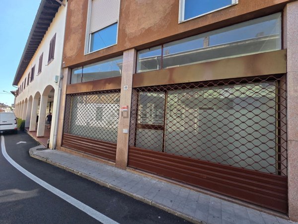 appartamento in affitto a Cardano al Campo