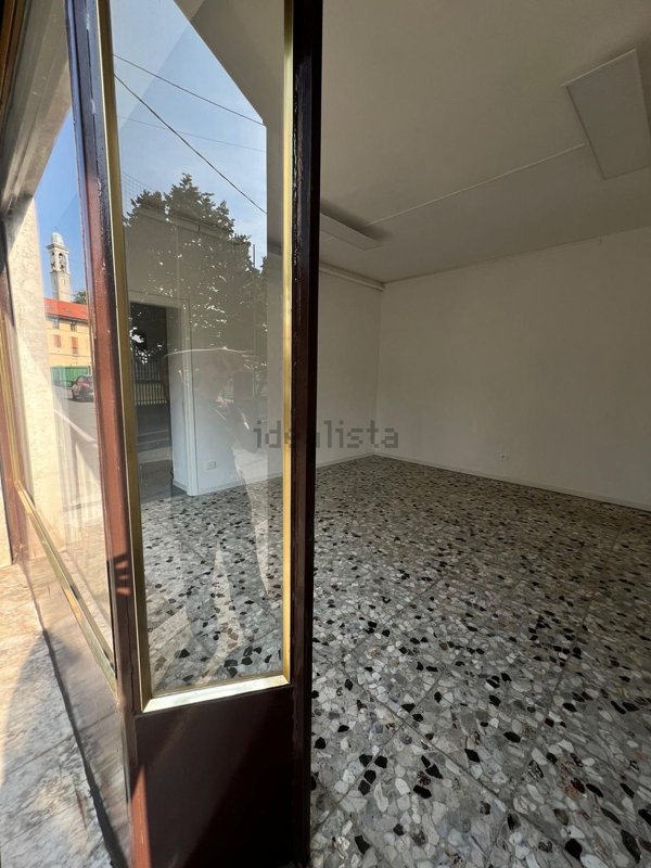 ufficio in affitto a Cardano al Campo