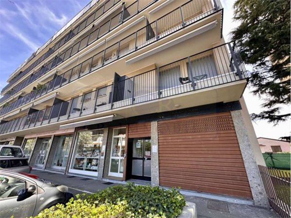 appartamento in affitto a Caronno Pertusella