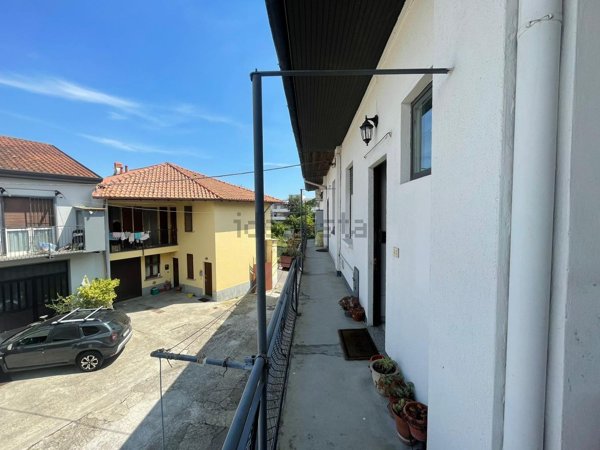 appartamento in affitto a Caronno Pertusella