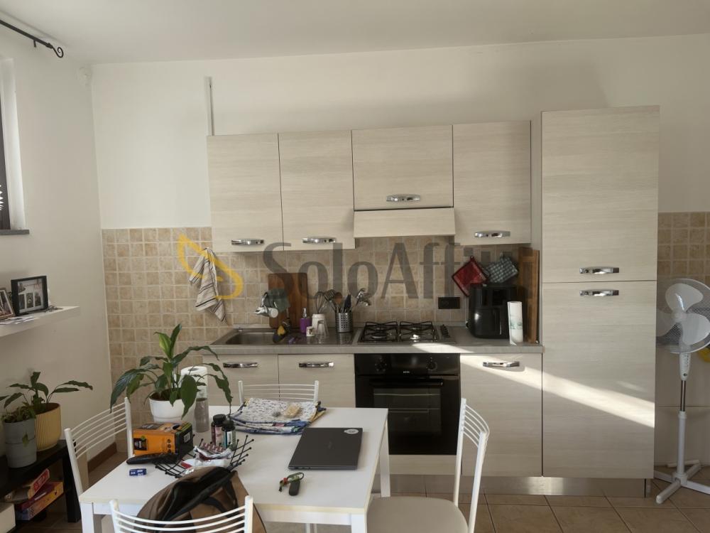 appartamento in affitto a Caronno Pertusella