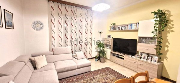 appartamento in affitto a Caronno Pertusella