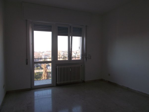 appartamento in affitto a Caronno Pertusella