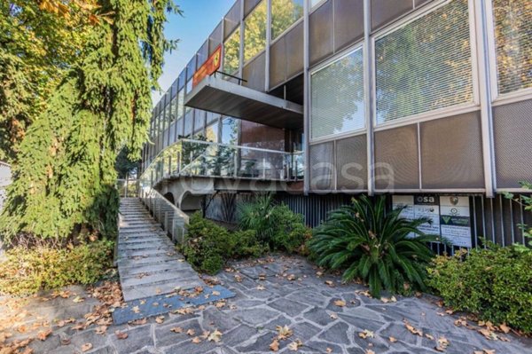 appartamento in affitto a Caronno Pertusella