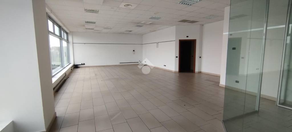 appartamento in affitto a Caronno Pertusella