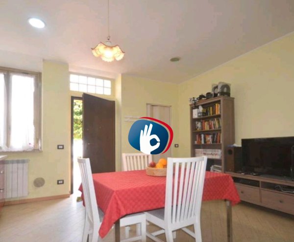 appartamento in affitto a Caronno Pertusella