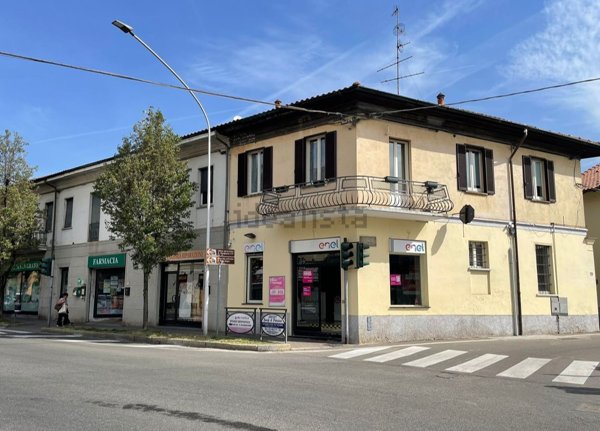 ufficio in affitto a Caronno Pertusella