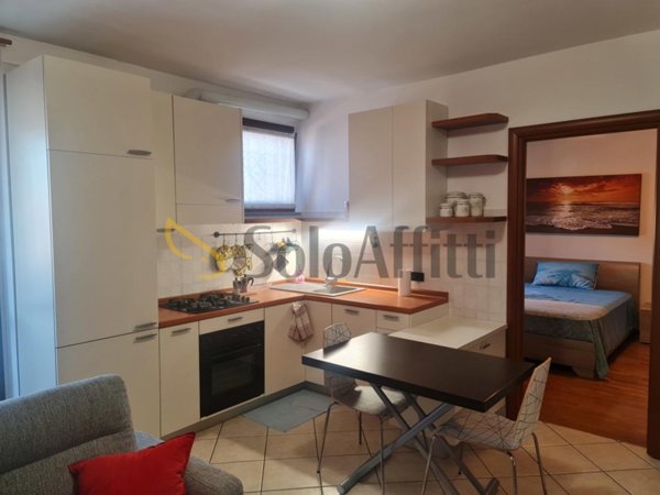 appartamento in affitto a Caronno Pertusella
