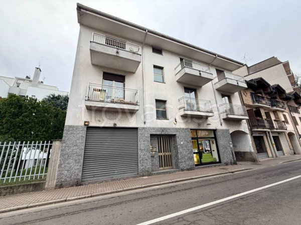 appartamento in affitto a Caronno Pertusella