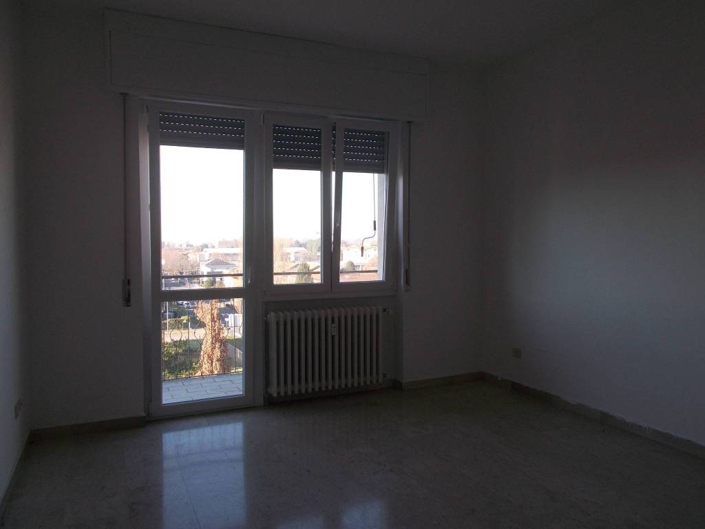 appartamento in affitto a Caronno Pertusella
