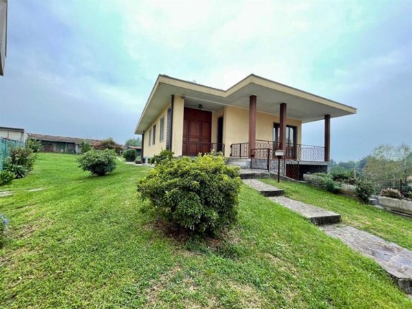 casa indipendente in affitto a Casale Litta