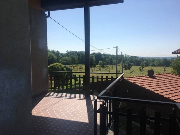 appartamento in affitto a Casciago