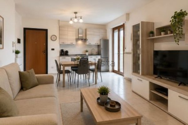 appartamento in affitto a Casorate Sempione