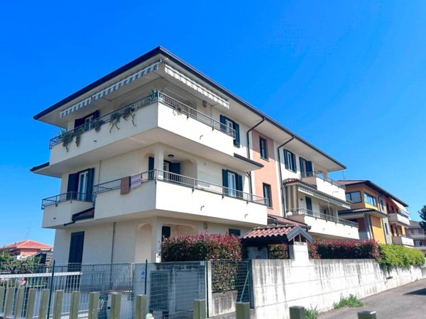appartamento in affitto a Cassano Magnago