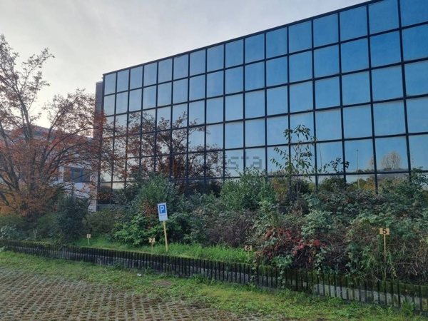 ufficio in affitto a Cassano Magnago