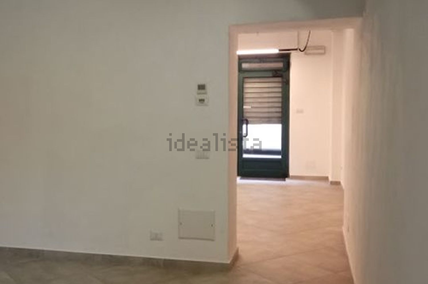 negozio in affitto a Cassano Magnago