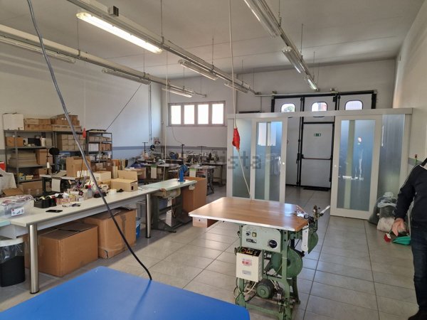 ufficio in affitto a Cassano Magnago
