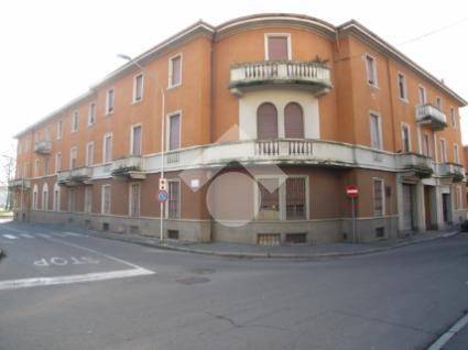 appartamento in affitto a Castellanza in zona Castegnate