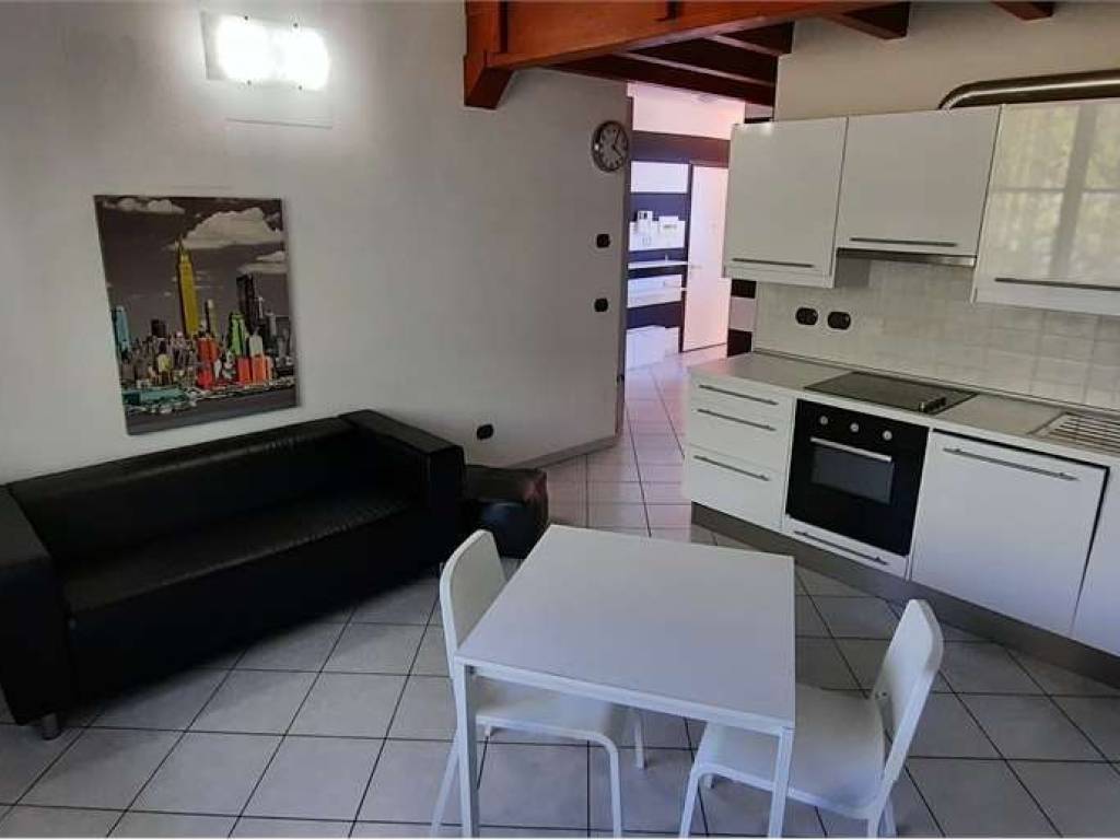 appartamento in affitto a Castellanza