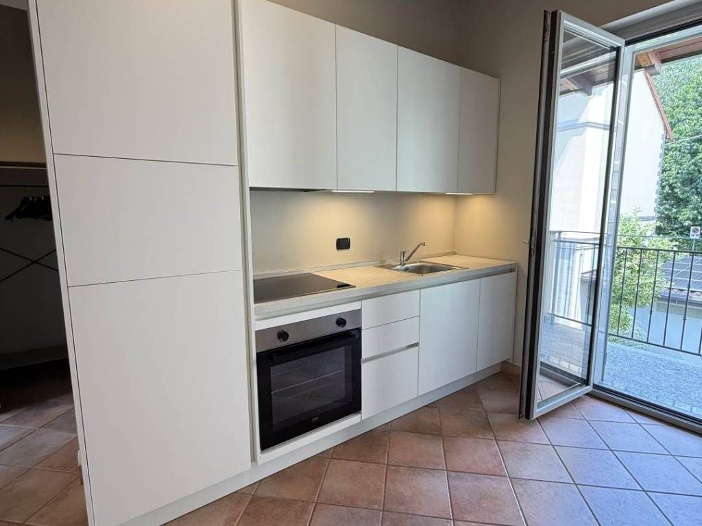 casa indipendente in affitto a Castellanza