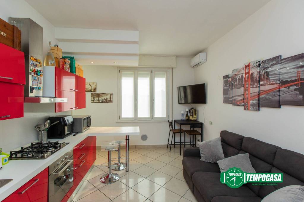 appartamento in affitto a Castellanza in zona Castegnate