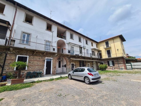 appartamento in affitto a Castellanza in zona Castegnate