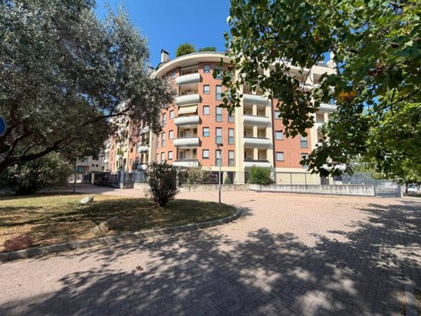 appartamento in affitto a Castellanza in zona Castegnate