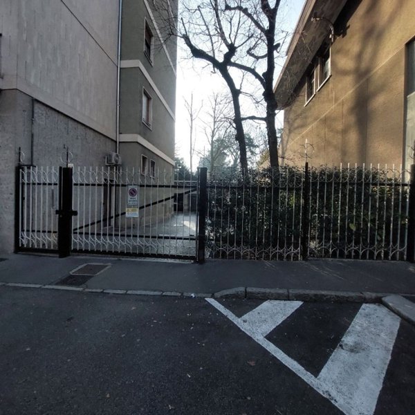box auto in affitto a Castellanza in zona Castegnate
