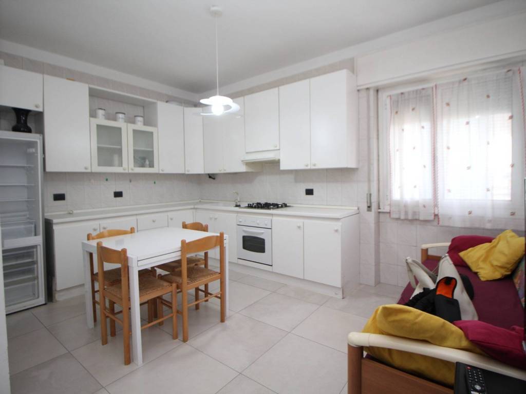 appartamento in affitto a Castellanza in zona Castegnate