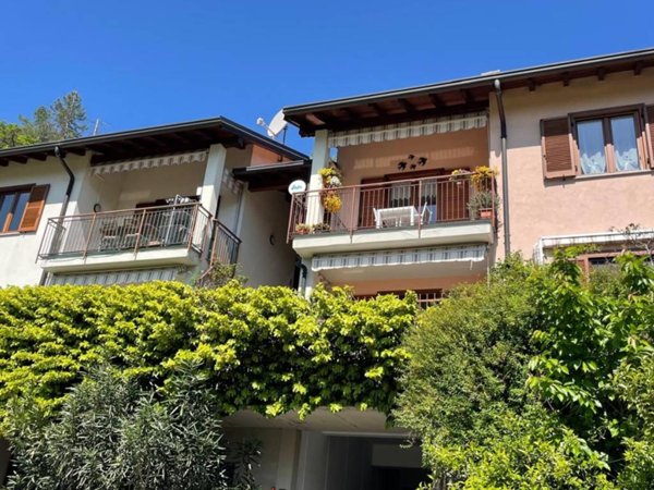appartamento in affitto a Castelveccana in zona Castello