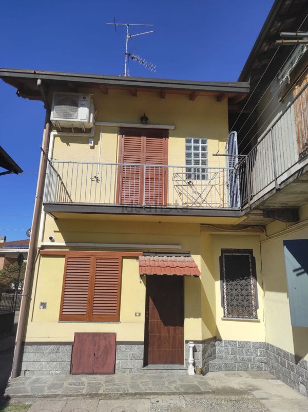 appartamento in affitto a Castiglione Olona in zona Gornate Superiore