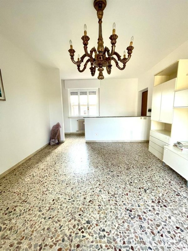 appartamento in affitto a Castronno in zona Cascine Maggio