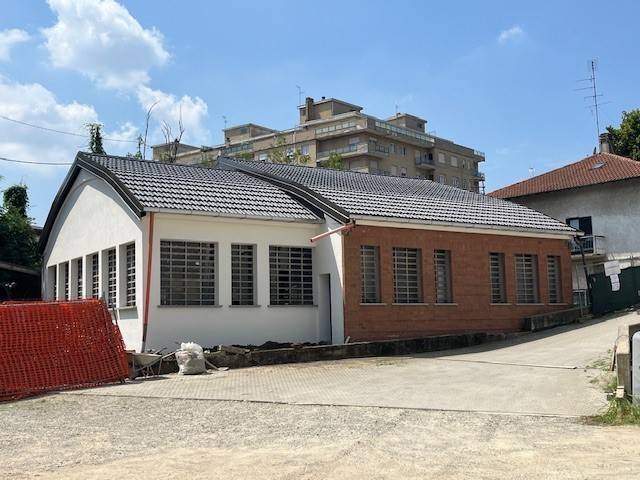 locale commerciale in affitto a Cavaria con Premezzo