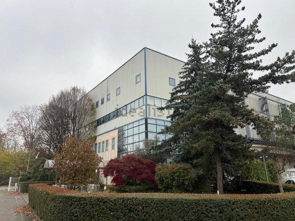ufficio in affitto a Cavaria con Premezzo