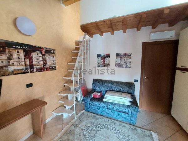appartamento in affitto a Cislago in zona Massina