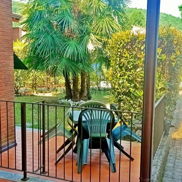 appartamento in affitto a Comabbio