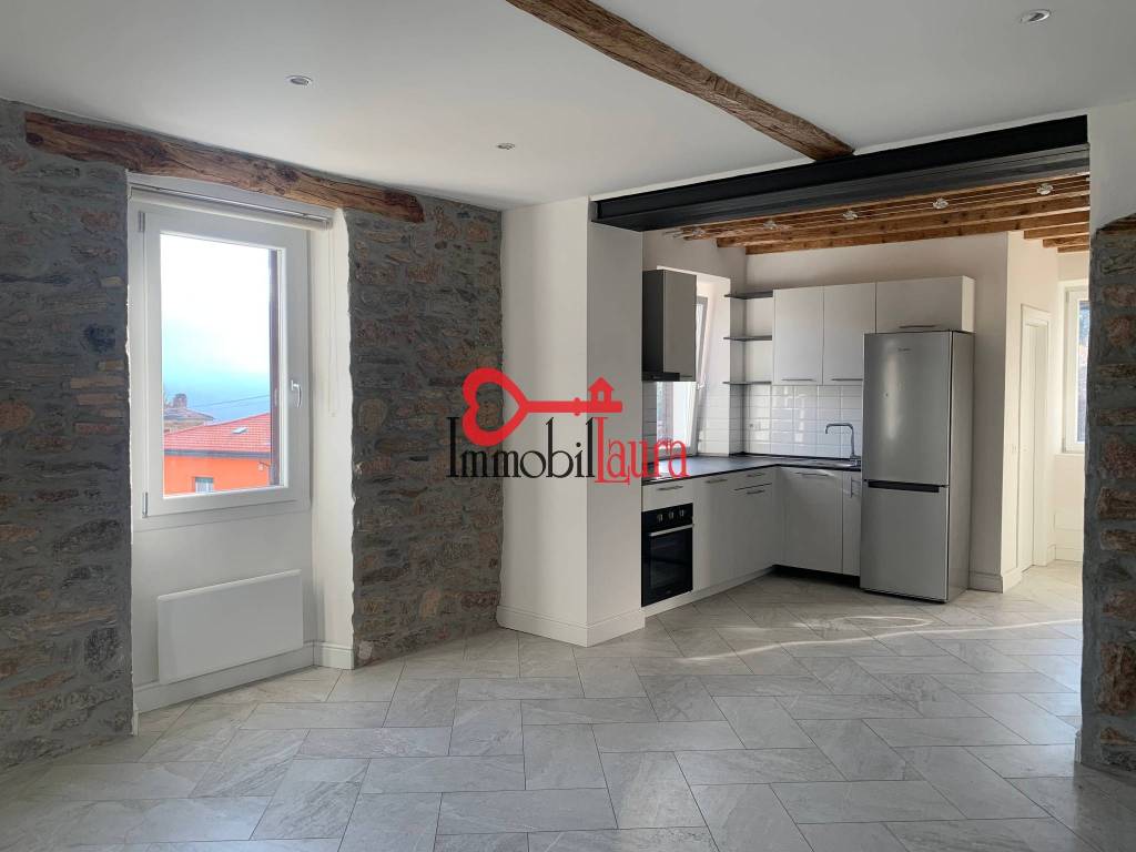 appartamento in affitto a Cuasso al Monte