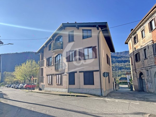 appartamento in affitto a Cuveglio
