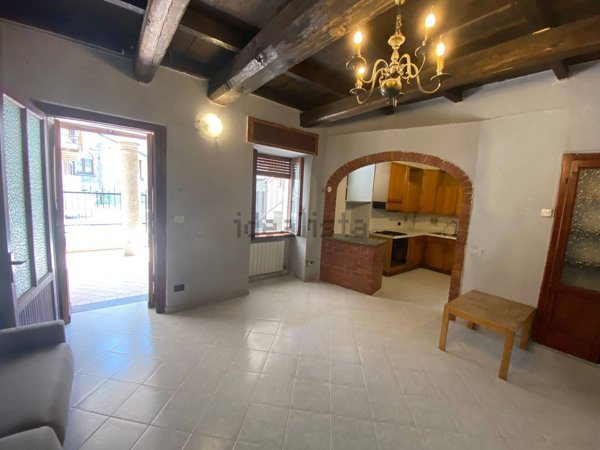 appartamento in affitto a Cuvio