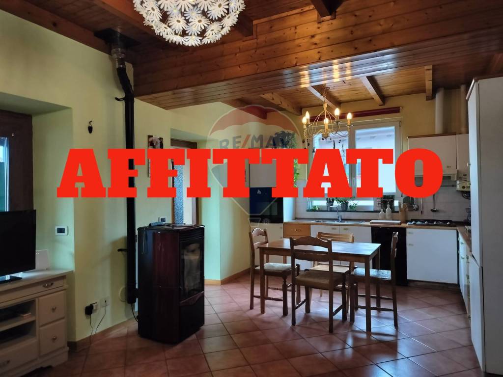 appartamento in affitto a Daverio