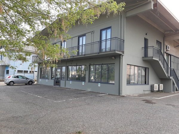 ufficio in affitto a Daverio