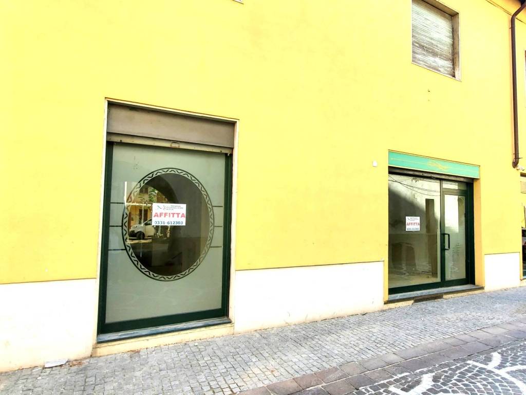negozio in affitto a Fagnano Olona